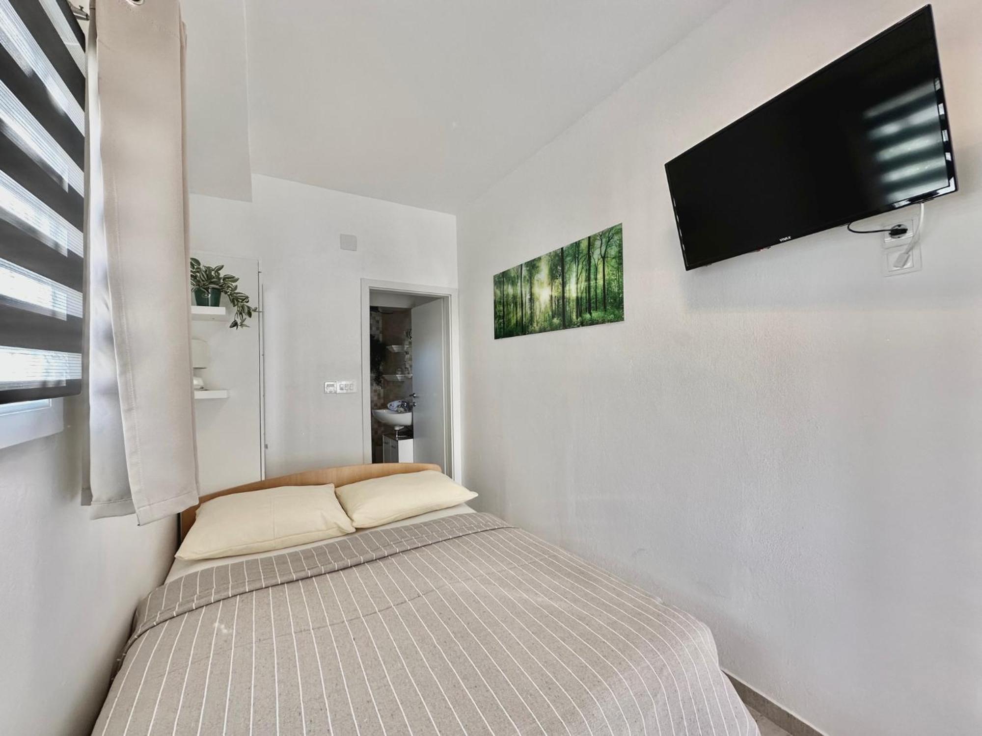 קרק Apartments Hajl מראה חיצוני תמונה