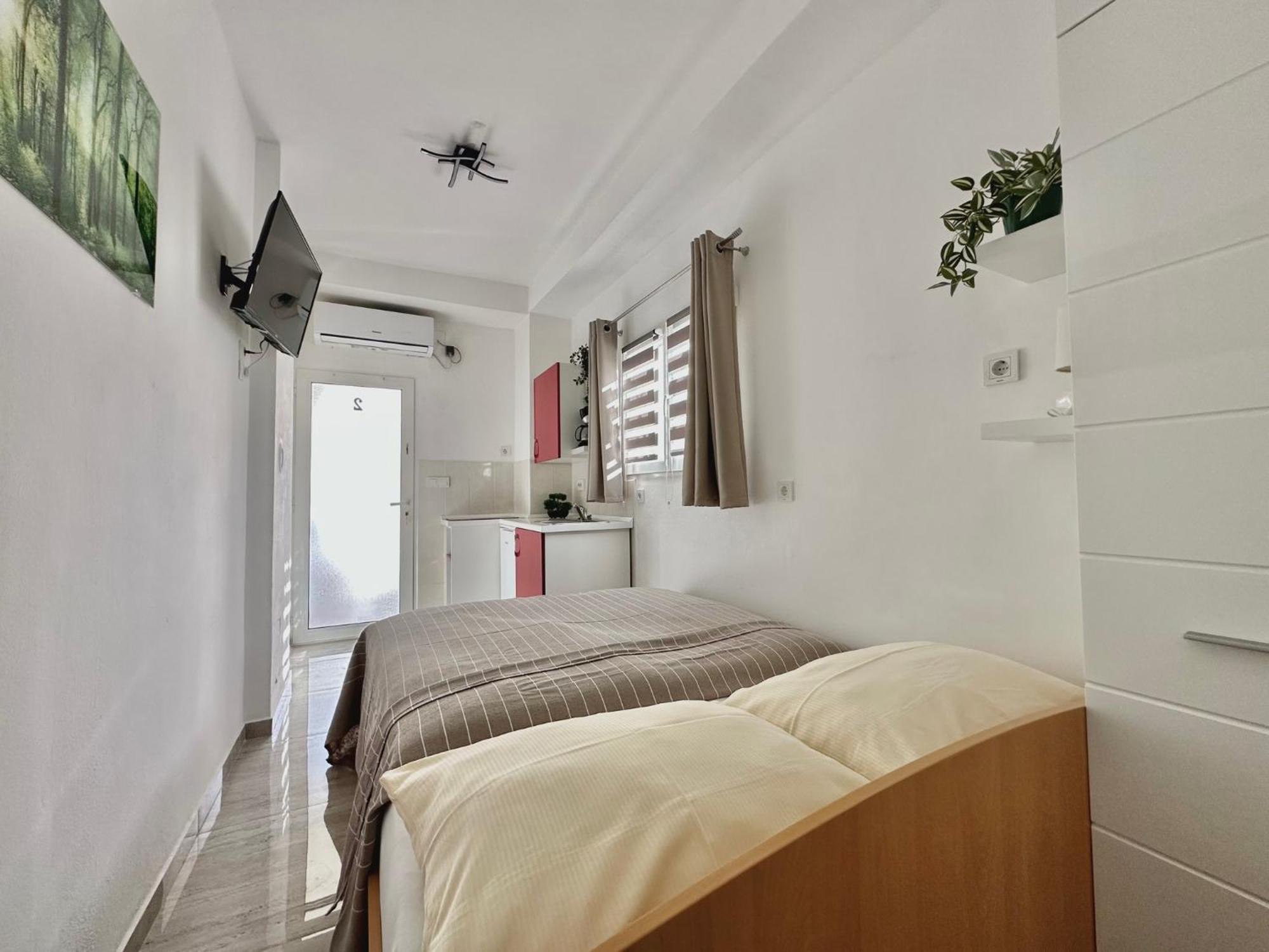 קרק Apartments Hajl מראה חיצוני תמונה