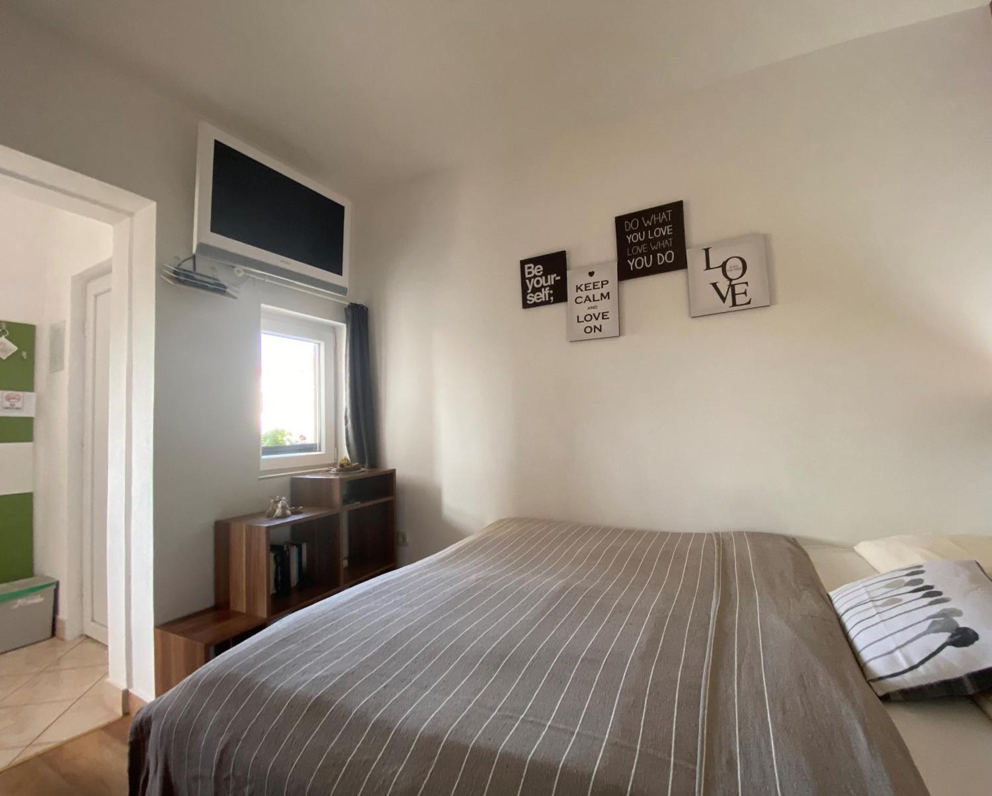 קרק Apartments Hajl מראה חיצוני תמונה