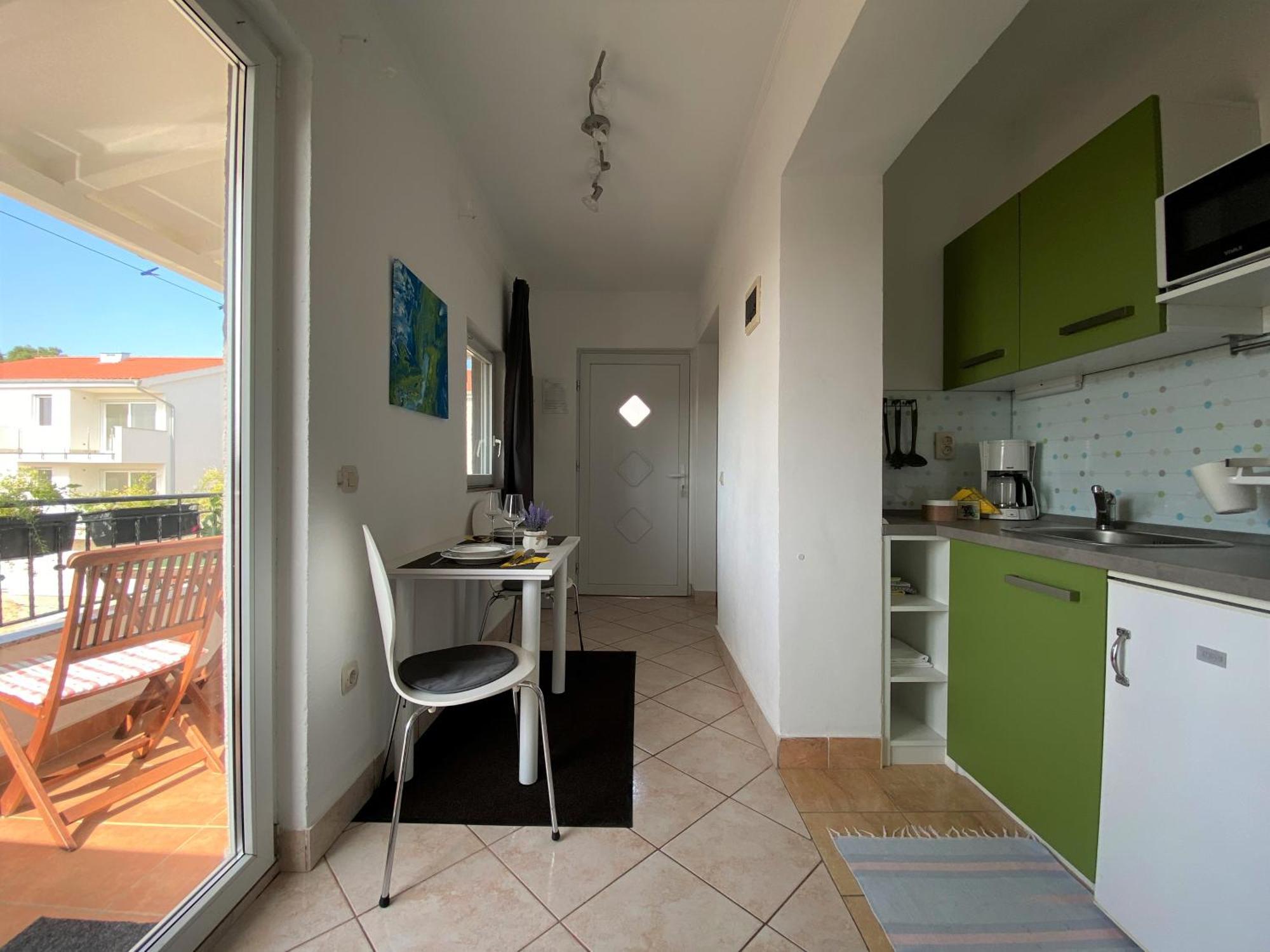 קרק Apartments Hajl מראה חיצוני תמונה