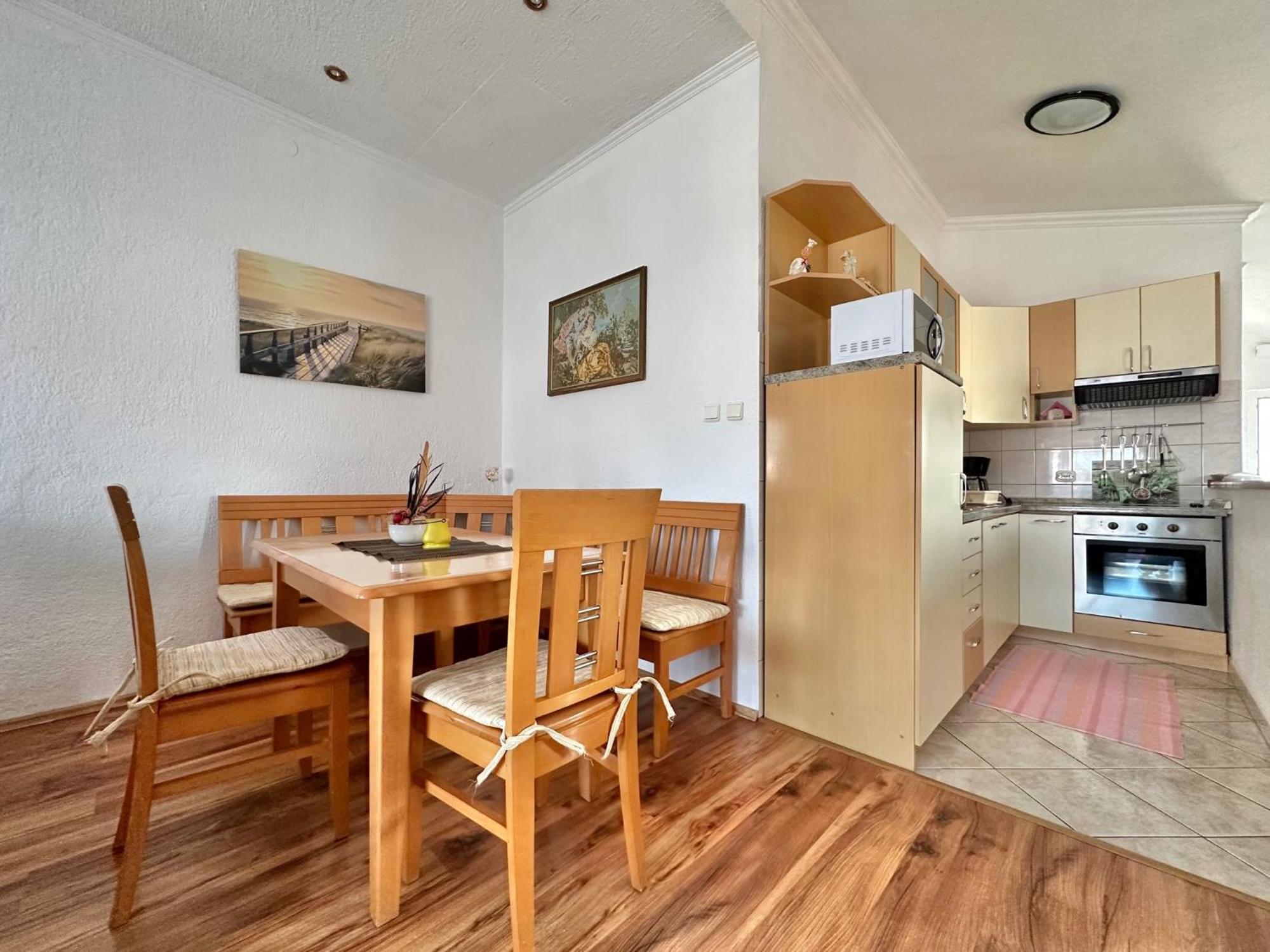 קרק Apartments Hajl מראה חיצוני תמונה