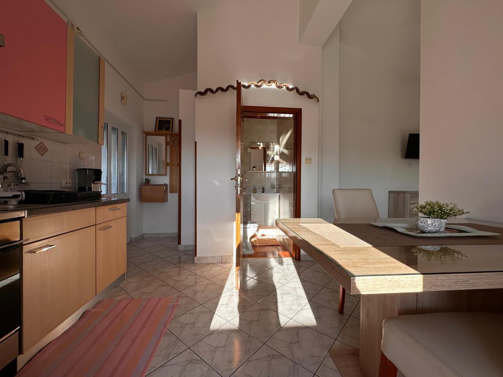 קרק Apartments Hajl מראה חיצוני תמונה