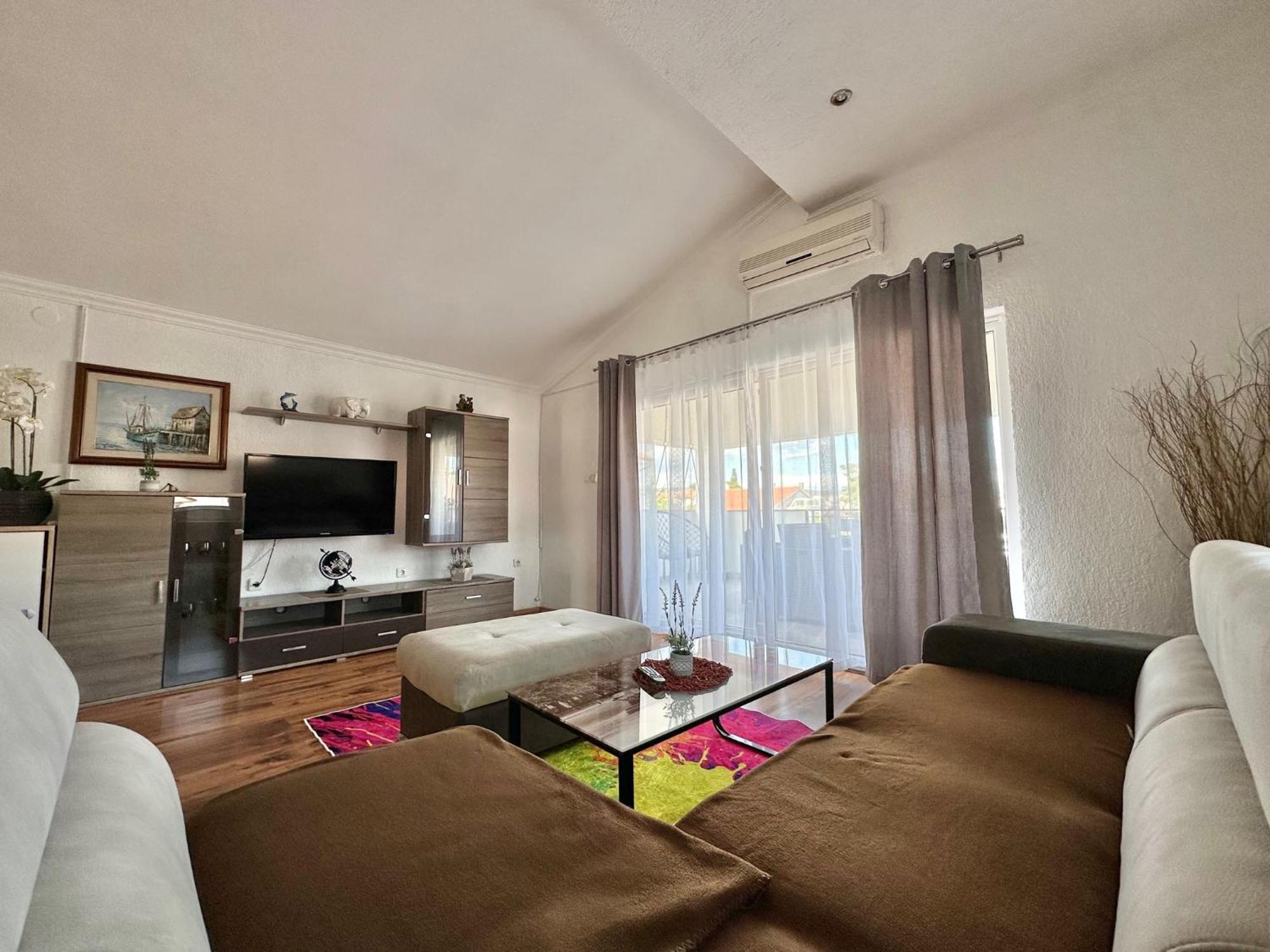 קרק Apartments Hajl מראה חיצוני תמונה